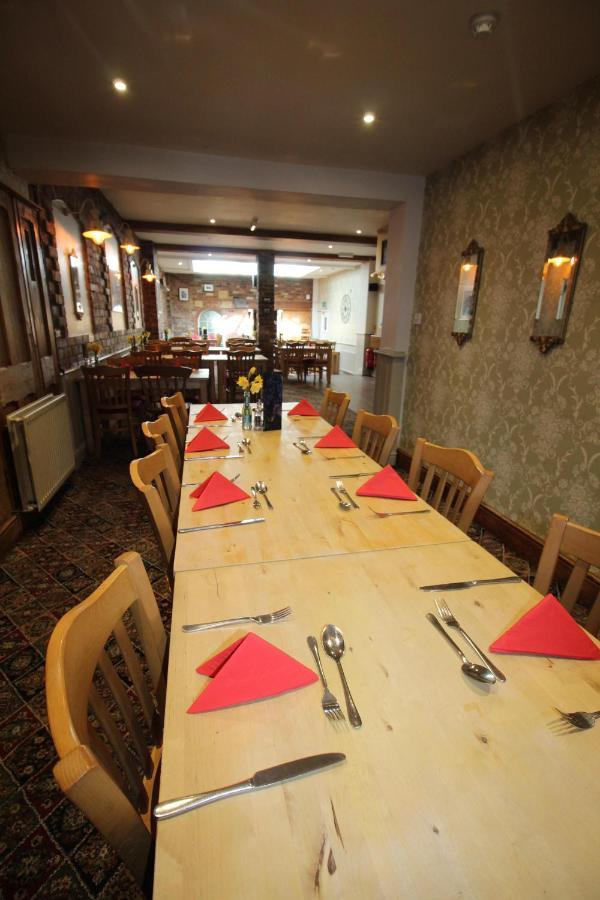 The Clothiers Arms Hotel Stroud  Ngoại thất bức ảnh