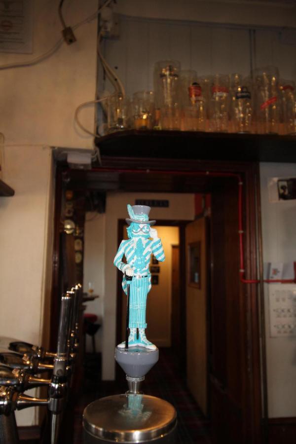 The Clothiers Arms Hotel Stroud  Ngoại thất bức ảnh