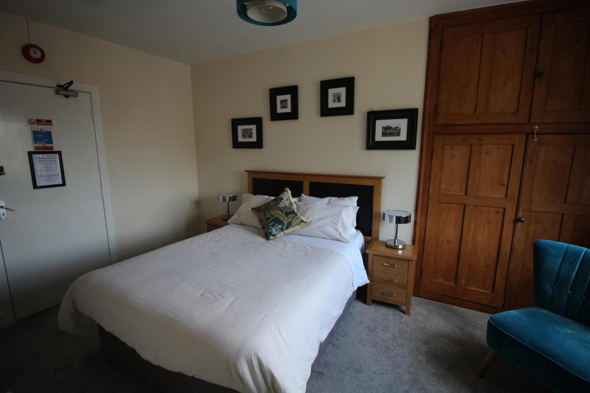 The Clothiers Arms Hotel Stroud  Phòng bức ảnh